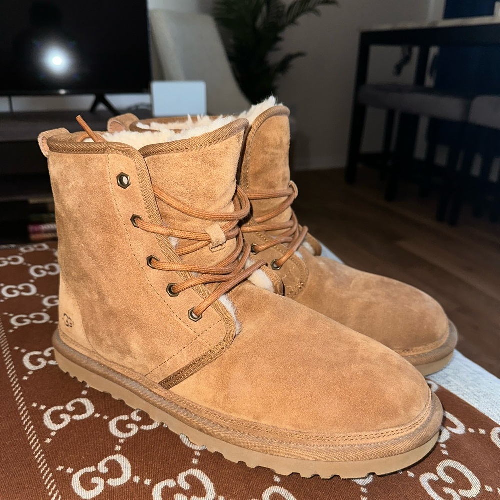 UGG Neumel High boots